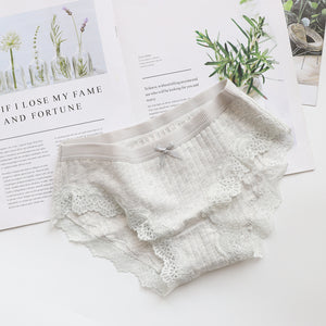 One-piece cotton lace mid-pants