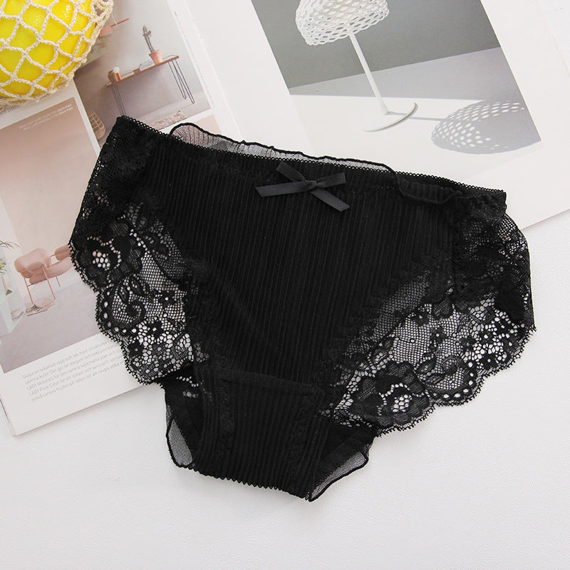 One cotton lace underpants