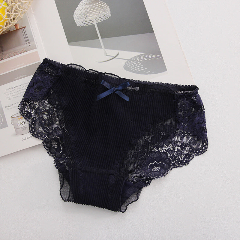 One cotton lace underpants