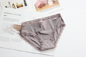 One lace-up underwears