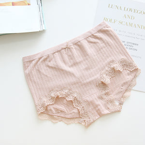 One high-waist lace brief