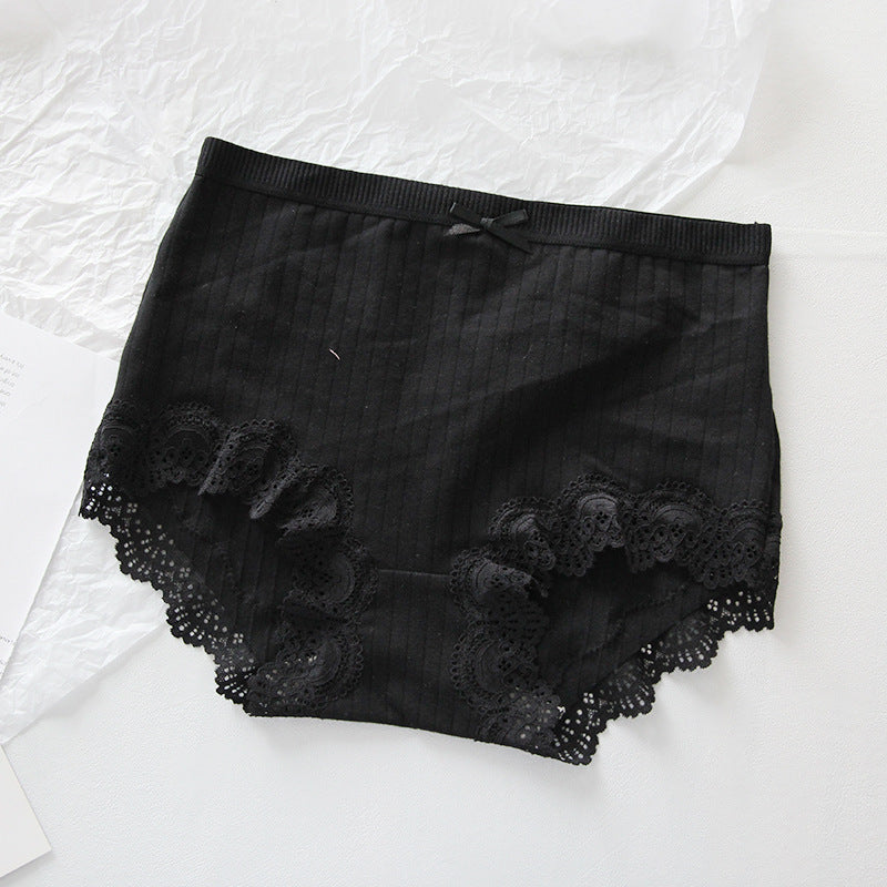 One high-waisted lace briefs made of cotton