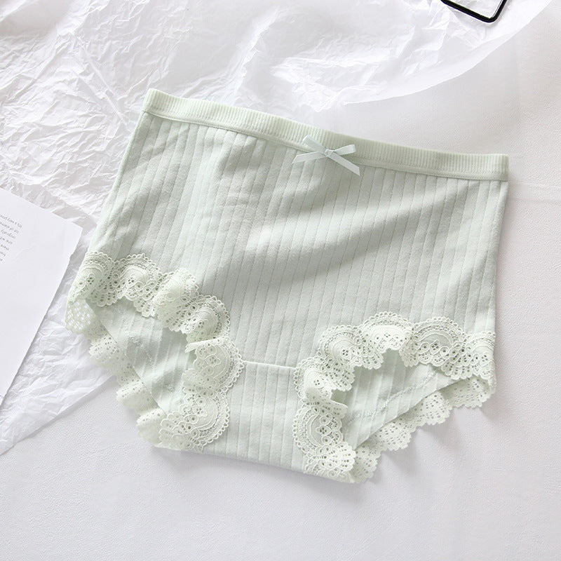 One high-waisted lace briefs made of cotton