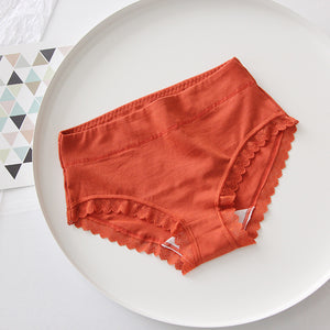 One lace-up inner briefs from cotton lace