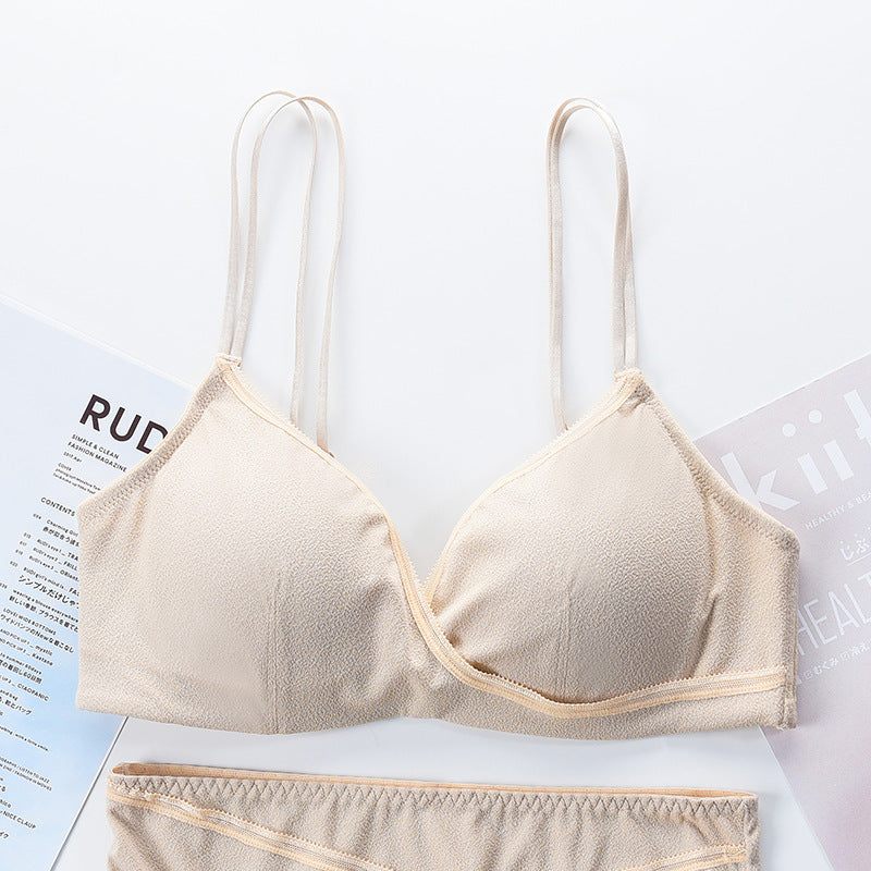 Comfortable bra without wire