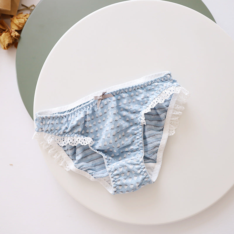 One low-rise lace briefs from cotton