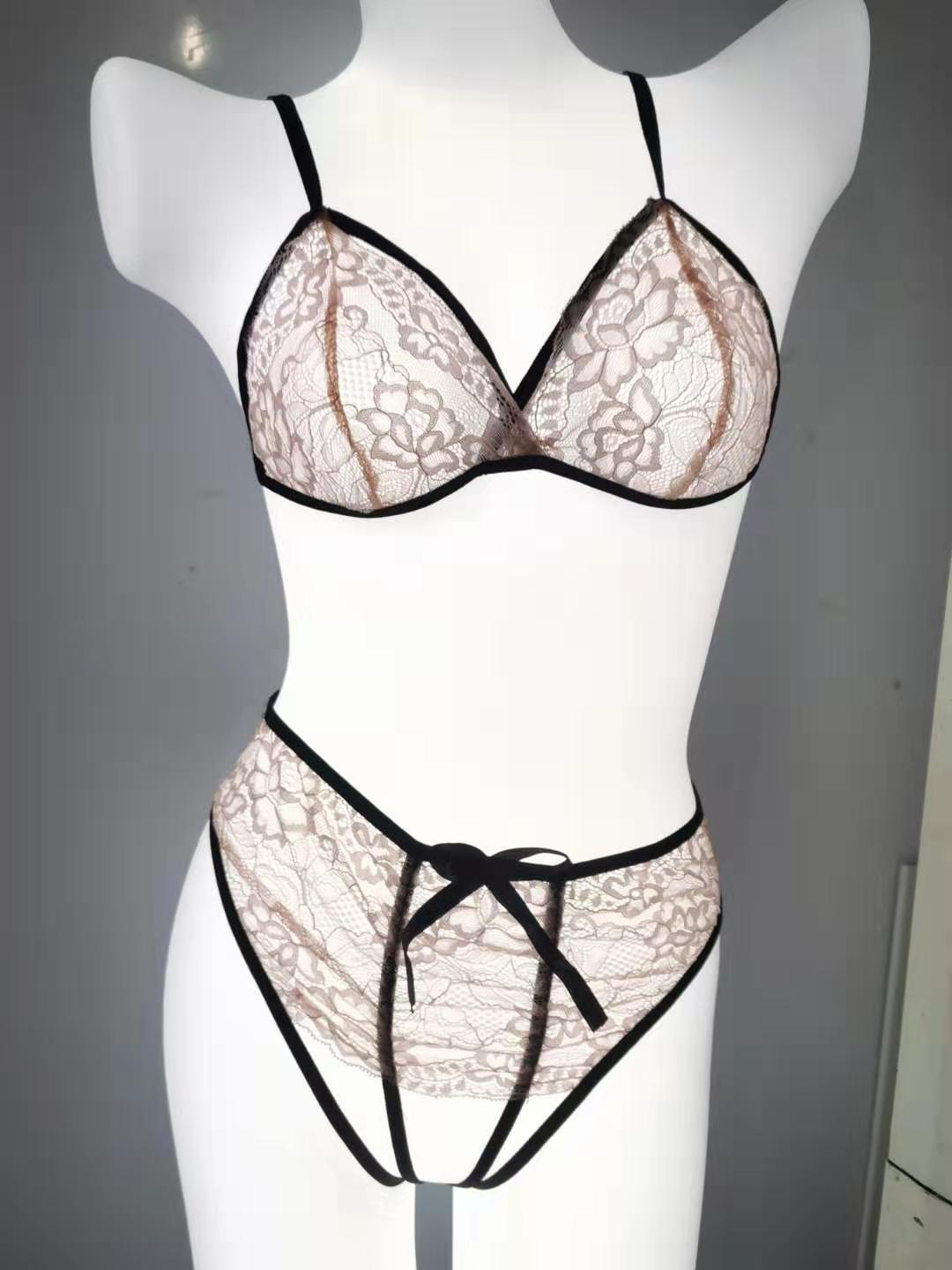 Sexy lace lingerie set