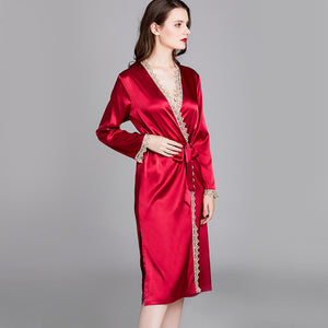 Long sleep robe with long sleeves of rayon