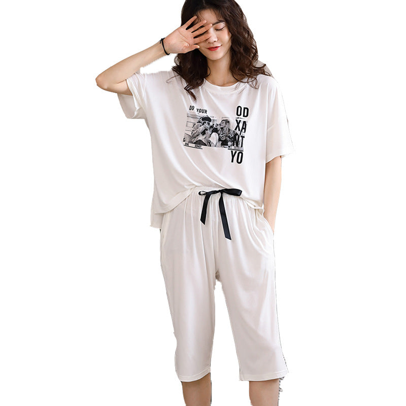 Comfortable home pajama set with long sleeves