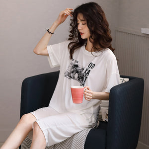 Comfortable home pajama set with long sleeves