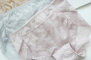 One-piece cotton lace mid-underwear