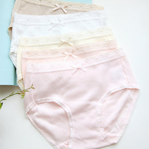 One low-waist lace brief cotton underwear